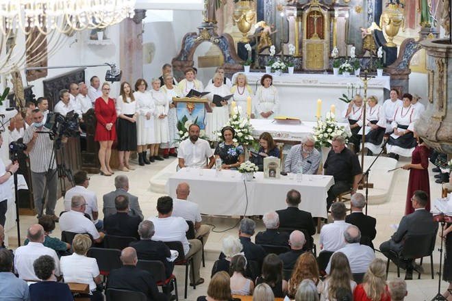 Predstavljena zavičajna monografija „Bednja – mjesto i župa Uznesenja Blažene Djevice Marije“
